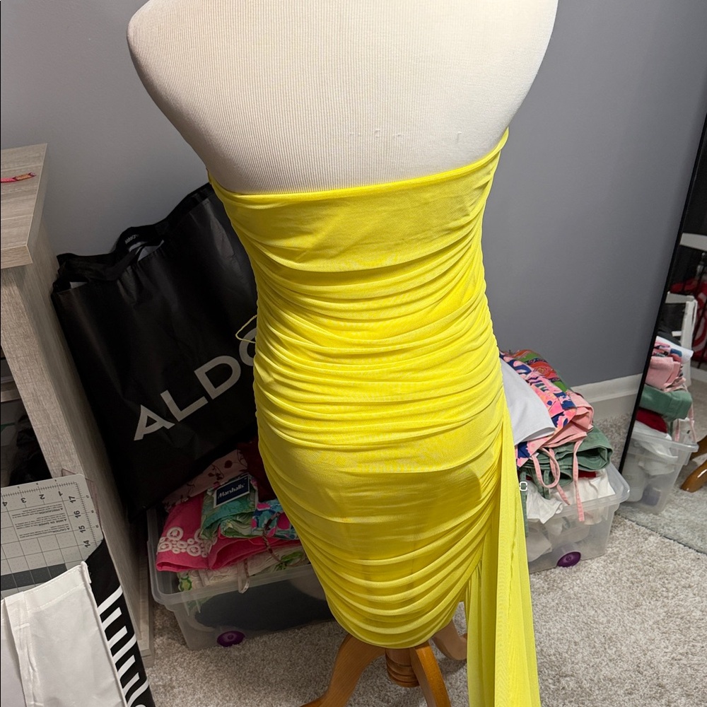 Yellow Strapless Ruched Dress - Picture 2 of 3